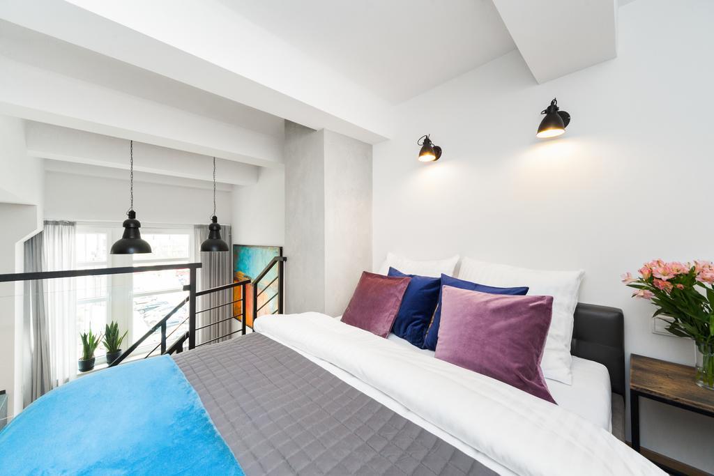 Lofts Cracow Apartments - City Center Cracovie Extérieur photo