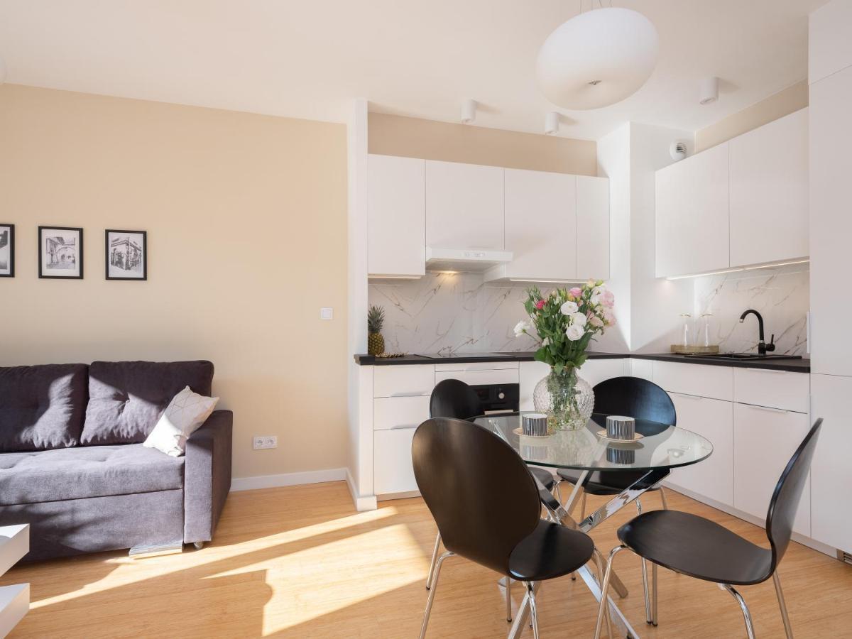 Lofts Cracow Apartments - City Center Cracovie Extérieur photo